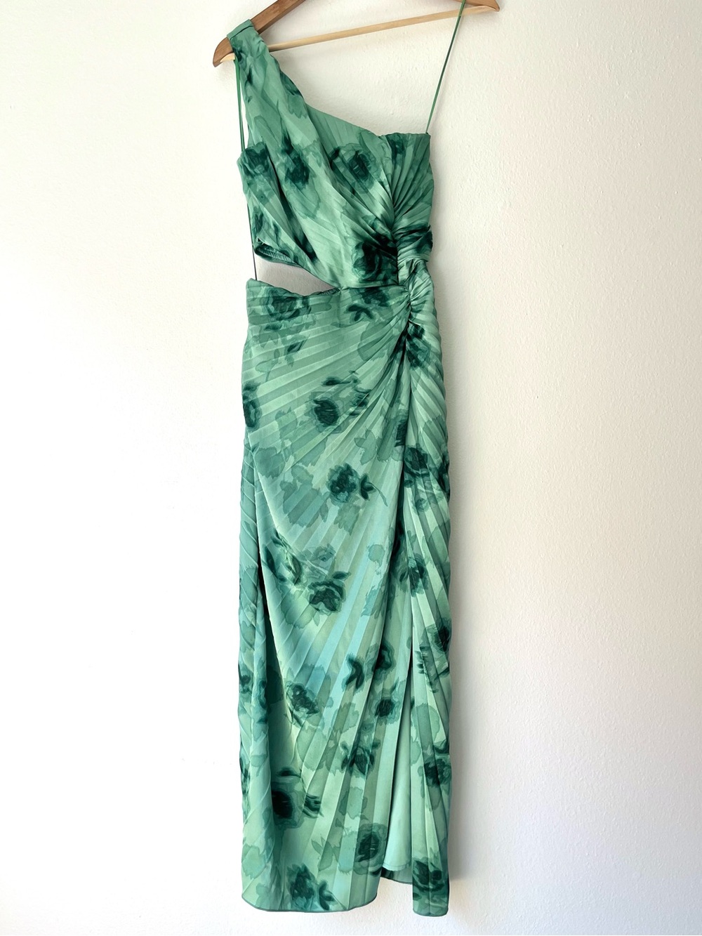 NWT Abercrombie & Fitch Giselle Pleated One-Shoulder Maxi Dress Petite -Sz XSP - Picture 6 of 11